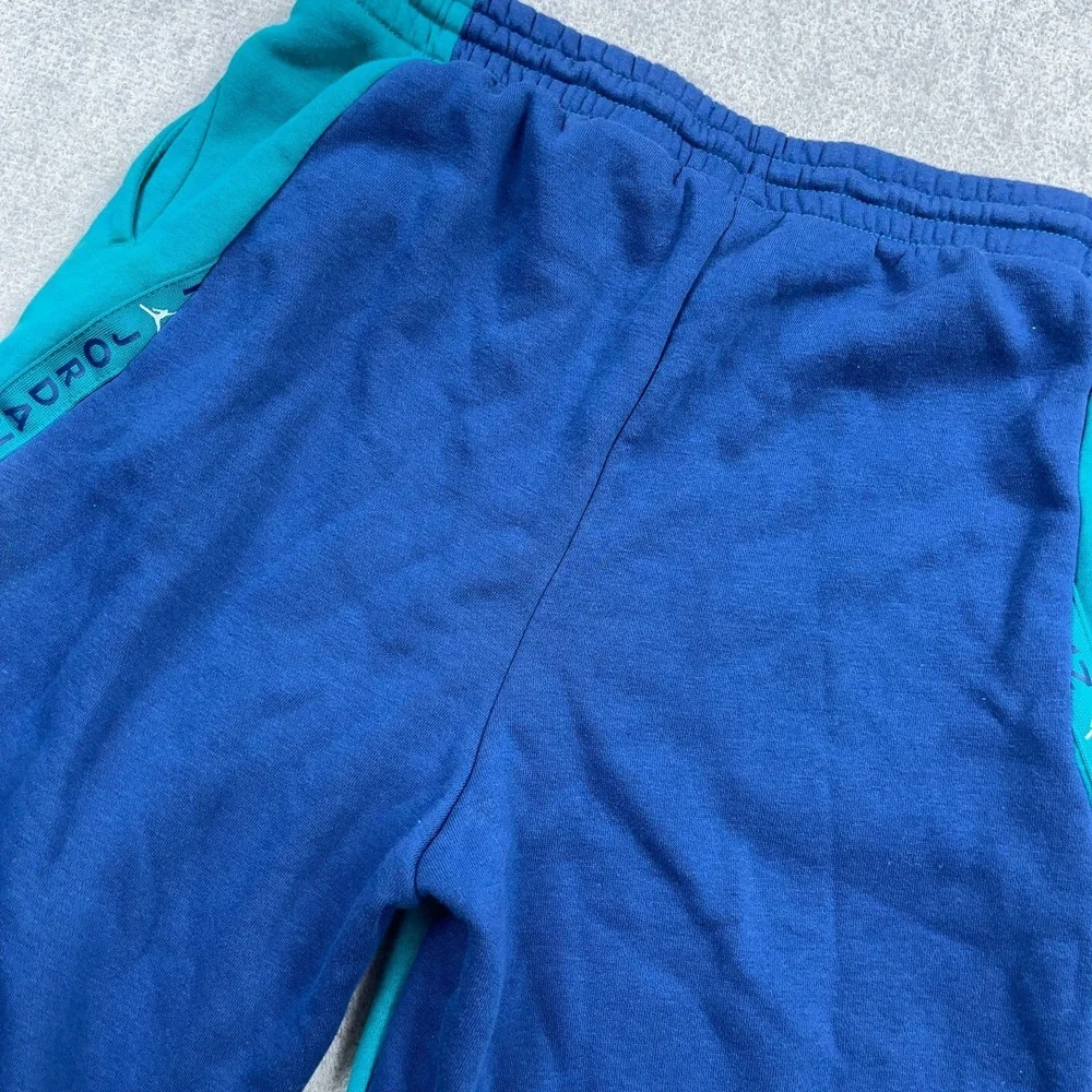 Jordan includes item